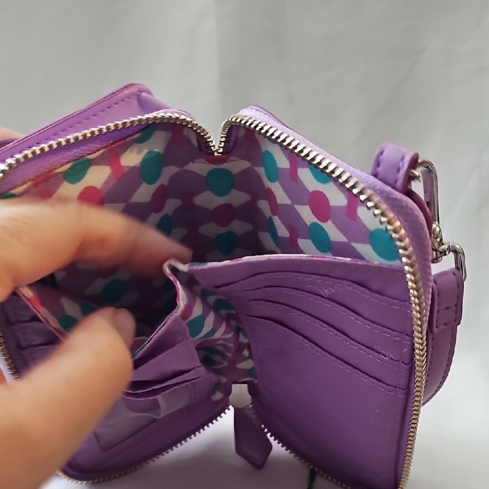 Vera Bradley Lilac Smartphone Wristlet with Flap Closure - Picture 5 of 10